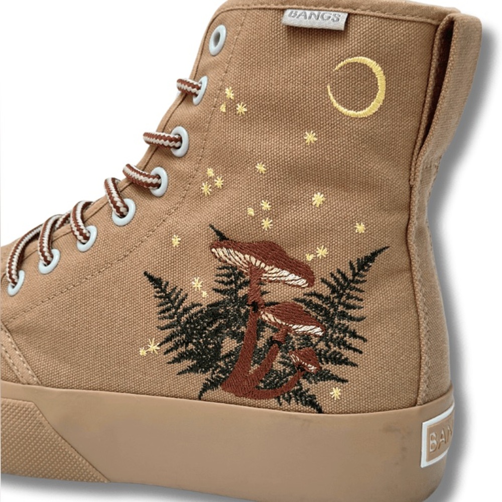 Women's Woodland Platform Sneakers